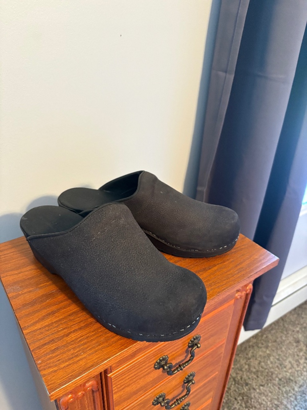 Women’s Sanita Professional Clogs black
